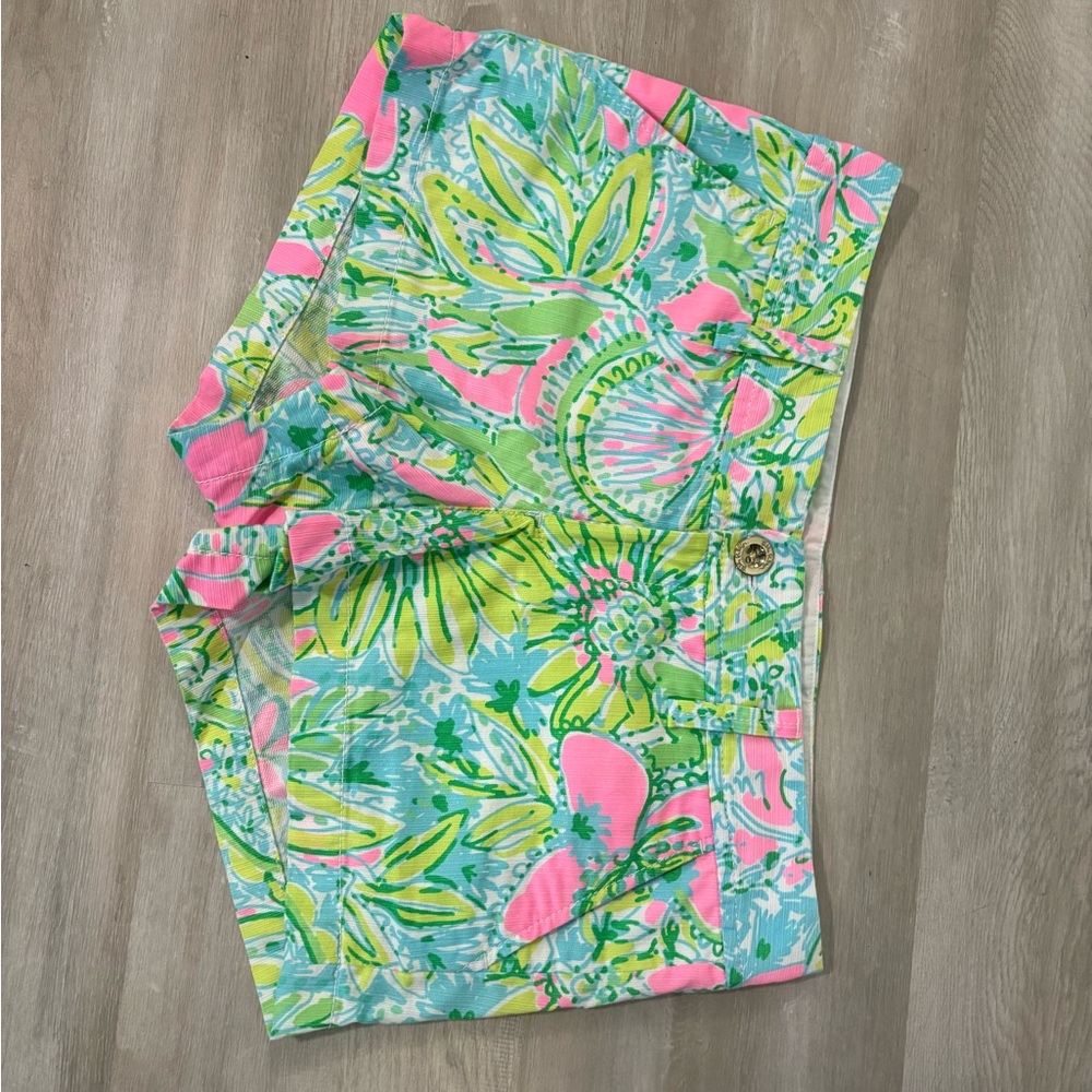 Women’s Lilly Pulitzer shorts